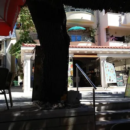 Apartmani Neno Podgora (Split-Dalmatia)